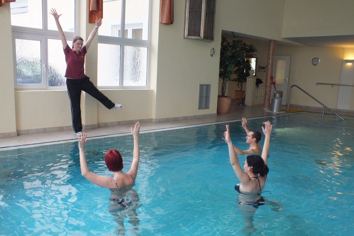 Schwefelthermen-Schwimmbad Kaiser Trajan (3)